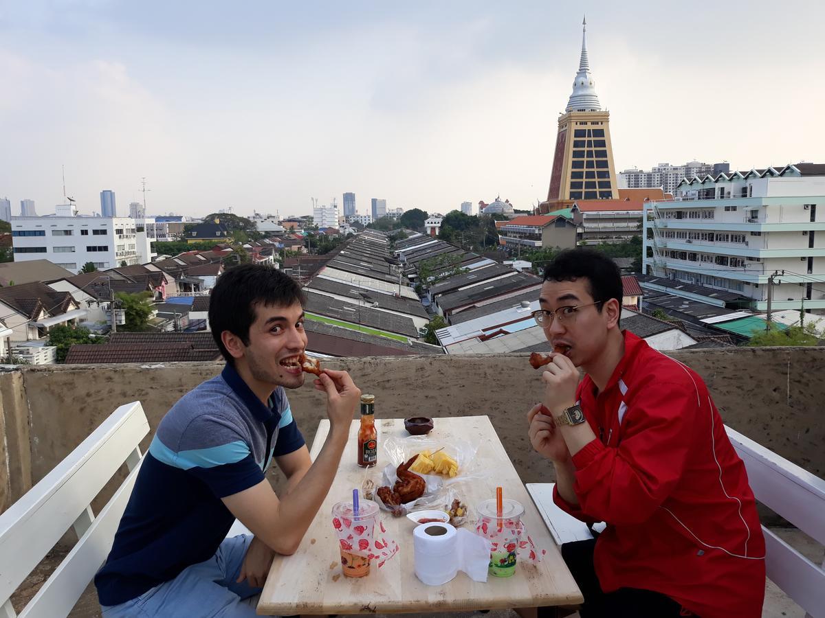 曼谷 乌尼克旅馆旅舍 外观 照片