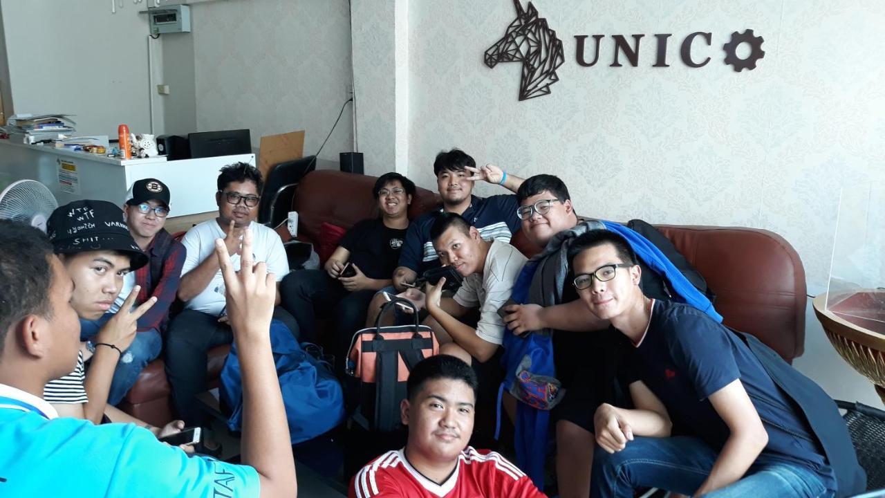 曼谷 乌尼克旅馆旅舍 外观 照片
