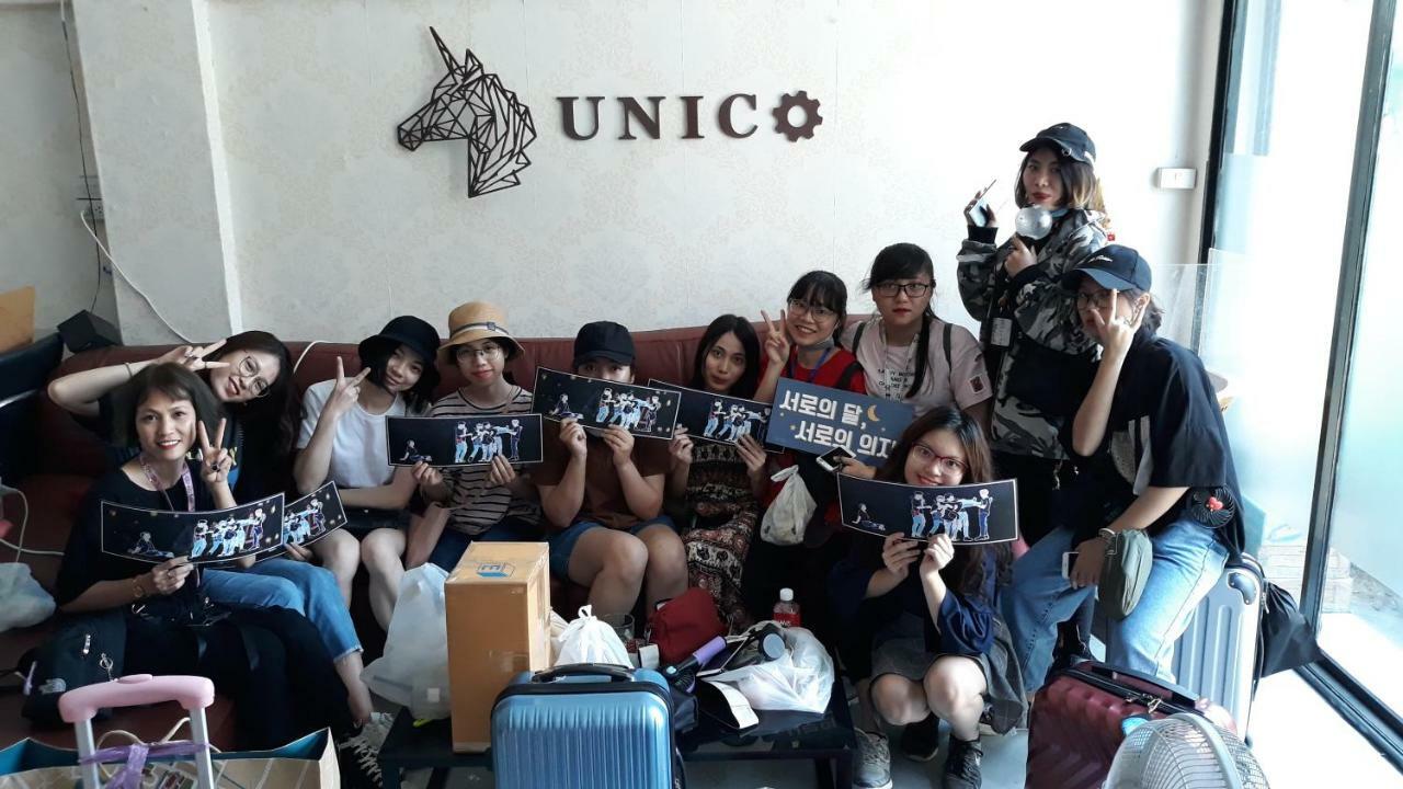 曼谷 乌尼克旅馆旅舍 外观 照片